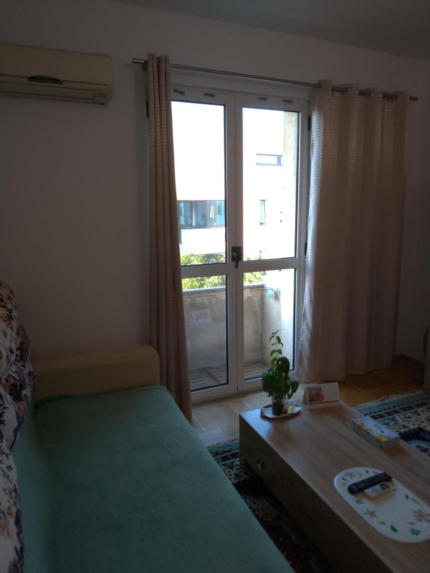 Apartament Promenada, 3 camere, max 6 persoane, locatie ideala, 10 min de mers pana la plaja Constanţa Exterior foto
